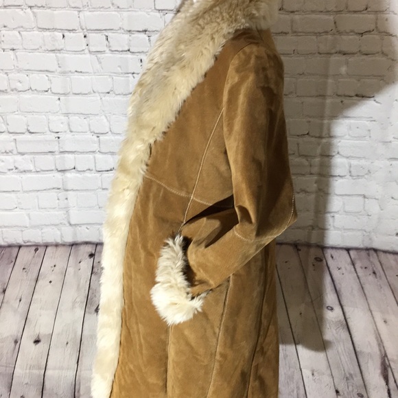 Tan Faux Fur Trimmed Women's Coat - Picture 5 of 10